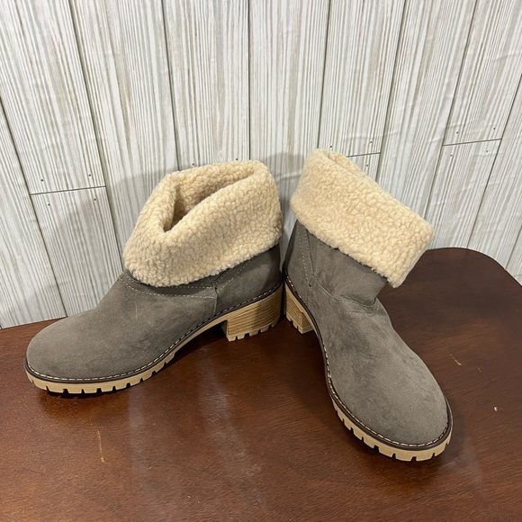 Shoes - NWOT- GRAY FUZZY 1/2 BOOTS